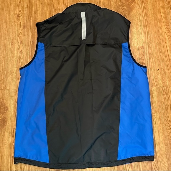 Gold's Gym Workout Apparel Reflective Vest L/XL 42-48 Black/Blue Cycling Zip NEW - Picture 8 of 12